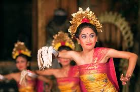 Indonesia kaya akan keragaman budaya. Contoh Keberagaman Kebudayaan Indonesia Yang Mendunia Lengkap