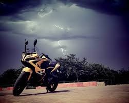 bajaj pulsar rs 200 wallpaper