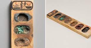 old painting palette from ancient egypt