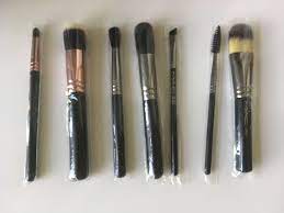 mac makeup brushes travel size 7