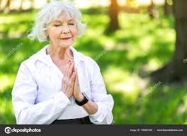 gözleri kapat meditasyon yap ile ilgili görsel sonucu