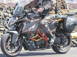 The ktm 1290 super duke gt makes a good case for being the world's fastest, most sophisticated sports tourer. Ktm Testing The Euro V Compliant 1290 Superduke Gt Top Speed