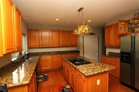oak cabinets and granite yes they