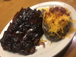 Texas roadhouse rolls with cinnamon honey butter. Texas Roadhouse Restaurant Review Devour Dinner