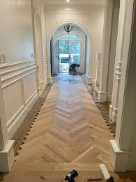 your guide to herringbone wood floors