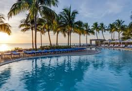 Sanibel island inn features 3 beachfront hotels and 5 beach cottages with modern amenities combined with the sanibel island beauty. 6 Things To Do On And Around Sanibel Island Florida Budget Travel