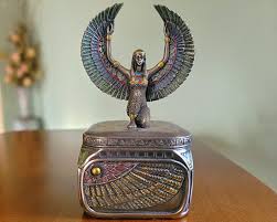 isis jewelry box with ankh necklace