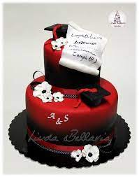 Red Graduation Cake gambar png