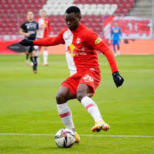 In the latest transfer news patson daka to manchester united (among others) is an intriguing development, while david alaba appears to have made up his mind on his next destination. Rb Salzburg S Patson Daka On Liverpool Barcelona Facing Luis Suarez
