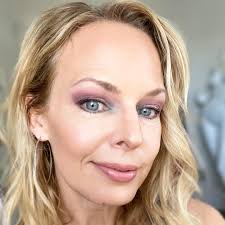 farmasi makeup