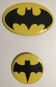 2 vine d c comics batman pin back