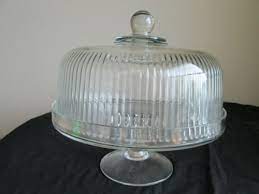 Ribbed Clear Glass Cake Dome