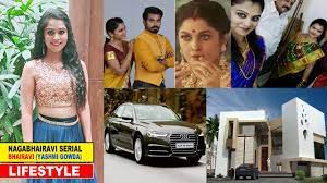 Naghabhairavi Serial Heroine Bhairavi Yashmi Gowda Lifestyle 2020 ||  Husband, Family, Salary, Home - YouTube
