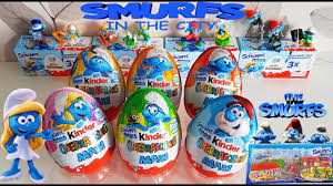 2018 KINDER SURPRISE MAXI | The Smurfs in the City! - YouTube