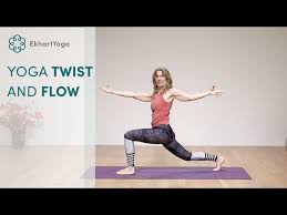 10 minute yoga twist and flow sequence