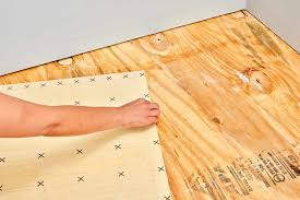 how to lay tile on a plywood suloor