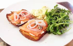 Smoked salmon and garlic spinach breakfast sandwich. Smoked Salmon Toast Breakfast Some Phresh Perspective