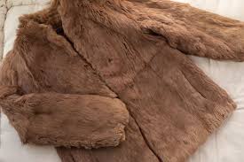 how to clean a natural fur coat