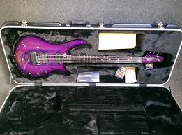 After spending countless hours playing this guitar, i simply couldn't be more satisfied. Majesty 6 String Majestic Purple Incoming