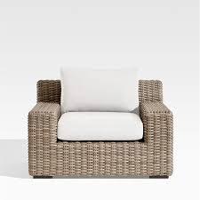 abaco outdoor lounge chair with white
