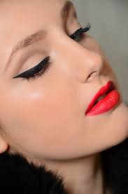 makeup inspired by the 1950s calyxta