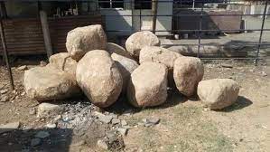 natural gray garden boulder rock stone