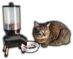 Powered by arduino, using a 3d printed auger, and programmable with two feeding times with a user set quantity of food, with a battery backed up internal clock.my cats drive me nuts in the morning begging for food so… Ss4h Pf Pet Feeder Diy Project Based On Esp8266 Smart Solutions For Home