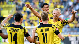 Dortmund, commonly known as borussia dortmund, bvb, or simply dortmund, is a german professional sports cl. Bundesliga Dortmund Clearly Beat Frankfurt Injuredly
