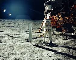 Do you know the secrets of sewing? Apollo Quiz Test Your Moon Landing Memory Space