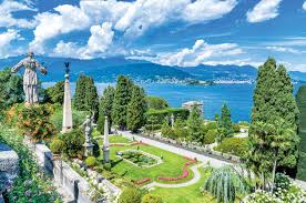 villas and gardens of the italian lakes