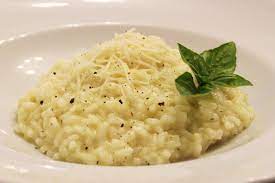 Risotto mit Parmesan - italienisches Reisgericht