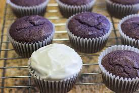 easy ube cupcakes amusingmaria