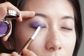 apply purple eye shadow to asian eyes