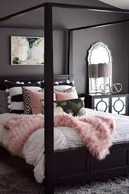 A more modern and simple design that fits everyone. 320 Black White Red Bedroom Ideas Home Decor Bedroom Red Home