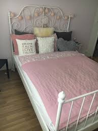 As gorgeous as it is, some times you might get tired of it, especially since the bed itself is nearly indestructible and tend to stick around for quite some time. Ikea Leirvik Bett Kaufen Auf Ricardo