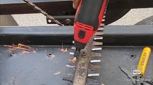 how to sharpen a hedge trimmer 3