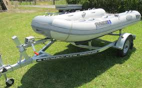 at 350 sp boat trailer with carpet pads
