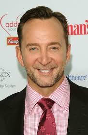 No other information is available about his early life, parents or bayles is married to clinton kelly, a renowned fashion consultant. Clinton Kelly Tv Personality Alchetron The Free Social Encyclopedia