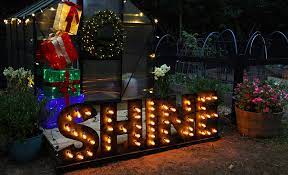 How To Make An Illuminated Holiday Sign