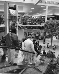 rolling acres mall