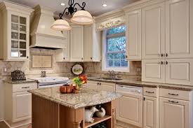 The kitchen backsplash is one of the most versatile design features in your cook space. 75 Beautiful Kitchen With Travertine Backsplash Pictures Ideas March 2021 Houzz