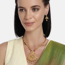 peora gold plated indian traditional