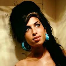 Even at age fourteen , amy had a breathtakingly unique set of vocals that would propel her into stardom. Amy Winehouse Amysfanpage Twitter