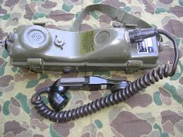 les Talkies walkies de l'armée française post ww2 Images?q=tbn:ANd9GcROANwfH-jyvEDZTryJUPwEKZK0k7i5hpGyl8ITvM3W_4J8dVUm