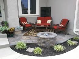 Front Yard Patio