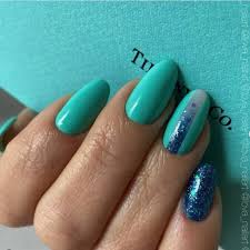 chic semi permanent nail polish 090