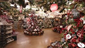 With the help of christmas decor by arvidson, holiday decorating and christmas light installation professionals, your home will be the envy of your professional installers know how much your home means to you: Christmas Decor Texas 1 Christmas Store Decorator S Warehouse