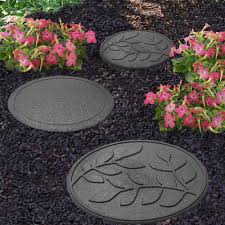 Stepping Stone Leaf Design Gardening