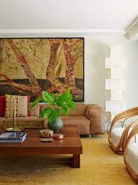 colours that go with a brown leather sofa