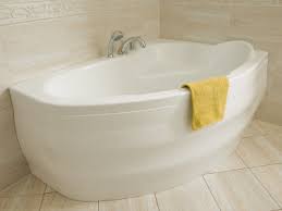 Nicht selten bekommt man beim putzen rückenbeschwerden. Badewanne Richtig Pflegen Und Saubern